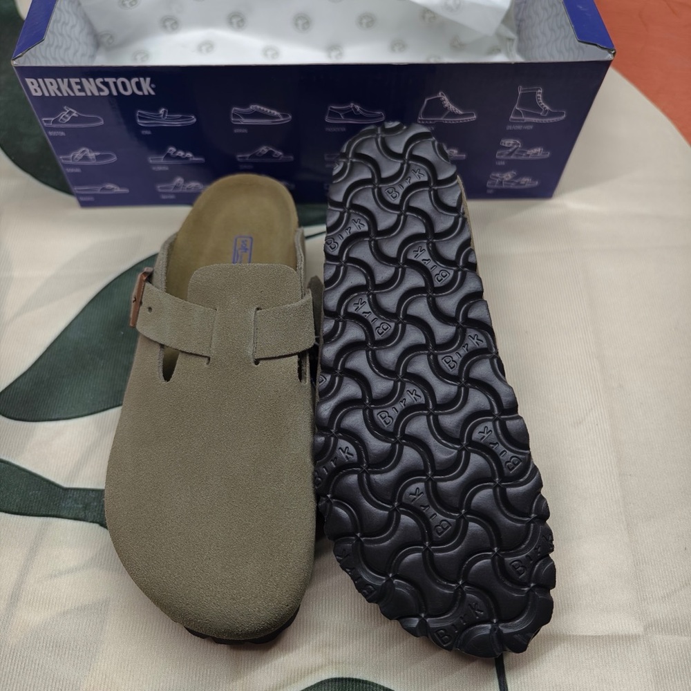 Birkenstock Boston narrow | Cork footbed and suede upper | New with tags - Picture 3 of 5